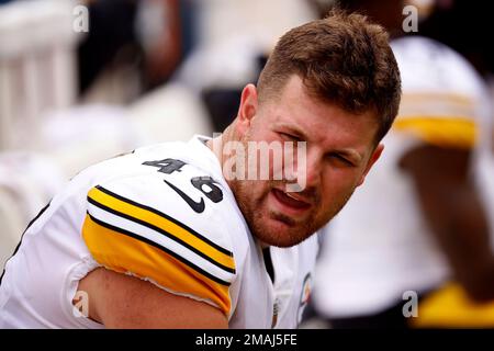 Pittsburgh Steelers long snapper Christian Kuntz (46) warms up