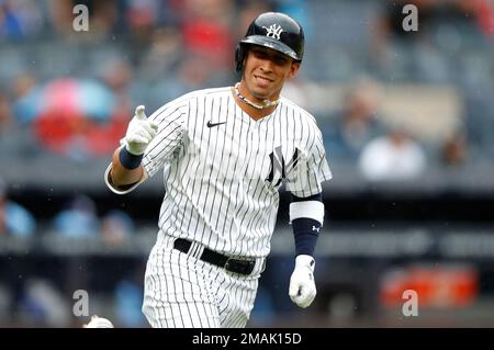 Oswaldo Cabrera's leaping grab, 10/11/2022