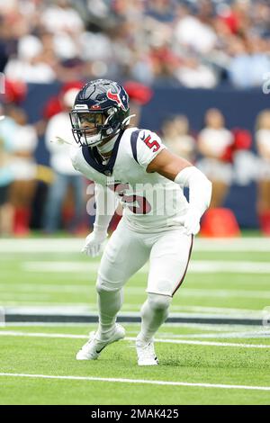 Houston Texans defensive back Jalen Pitre (5) looks to defend