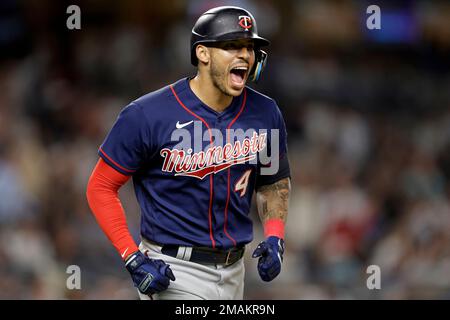 Minnesota Twins' Carlos Correa reacts while batting during the first inning  of a baseball game against the Kansas City Royals, Thursday, Sept. 15,  2022, in Minneapolis. (AP Photo/Abbie Parr Stock Photo - Alamy