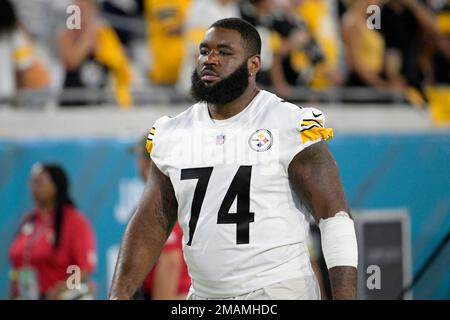 Pittsburgh Steelers offensive tackle Chaz Green warms up before a preseason  NFL football game against the Carolina Panthers Friday, Aug. 27, 2021, in  Charlotte, N.C. (AP Photo/Jacob Kupferman Stock Photo - Alamy