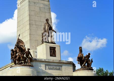 Springfield, Illinois, USA. Final resting place of Abraham Lincoln, his wife, Mary Todd Lincoln and three of their four sons in Oak Ridge Cemetery. Stock Photo