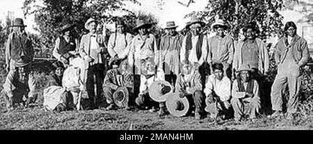 A group of Ute and Paiute native Americans who were involved in the 1923 Posey War Stock Photo