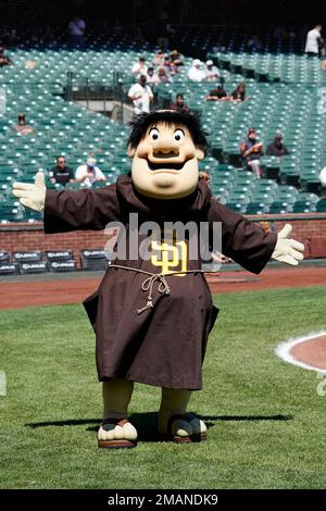 Swinging Friar Mascot San Diego Padres Stock Photo 723256849