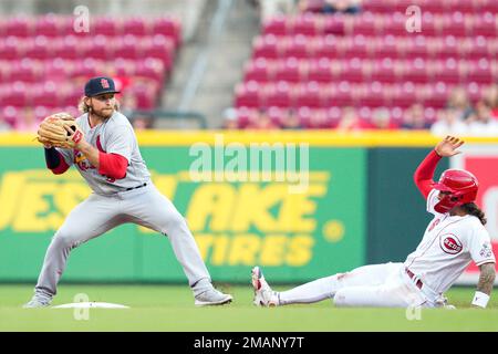 Cincinnati Reds' Jonathan India (6) bats during a baseball game against the  Arizona Diamondbacks Sunday, July 23, 2023, in Cincinnati. (AP Photo/Jeff  Dean Stock Photo - Alamy