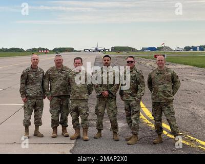 171st Security Forces Takes Aim at Army Site for Training > 171st Air  Refueling Wing > Display