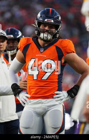 Denver Broncos linebacker Alex Singleton (49) against the New York