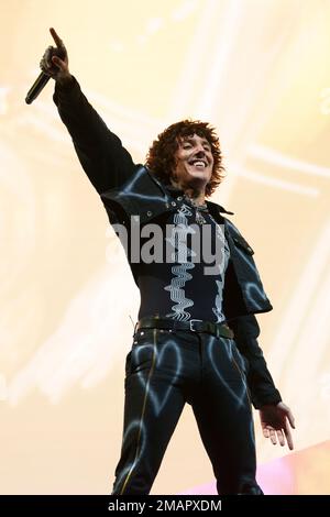 Somerset, Wisconsin, USA. 15th May, 2016. Singer OLIVER SYKES of Bring Me  the Horizon performs live at Somerset Amphitheater during the Northern  Invasion Music Festival in Somerset, Wisconsin © Daniel DeSlover/ZUMA  Wire/Alamy