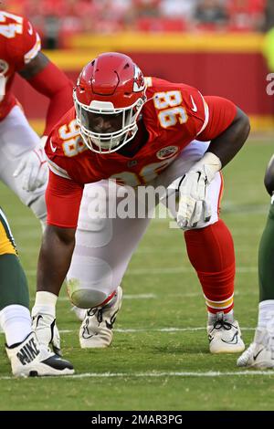 KANSAS CITY, MO - SEPTEMBER 15: Kansas City Chiefs defensive tackle  Tershawn Wharton (98) smiles between plays in the second quarter of an NFL  game between the Los Angeles Chargers and Kansas