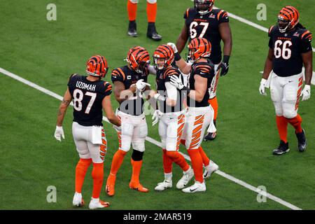 Cincy Special': Bengals Joe Mixon throws touchdown in Super Bowl 56