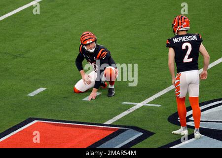 Kevin Huber called Evan McPherson's kick that sent Bengals to Super Bowl