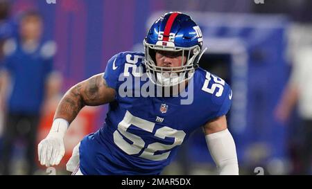 New York Giants linebacker Carter Coughlin (52) during an NFL preseason  football game against the Cincinnati Bengals, Sunday, Aug. 21, 2022 in East  Rutherford, N.J. The Giants won 25-22. (AP Photo/Vera Nieuwenhuis Stock  Photo - Alamy