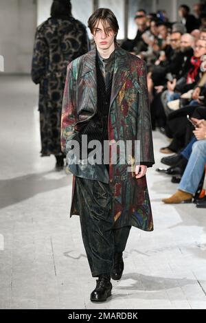 Yohji Yamamoto Fall/Winter 2023 - Paris Fashion Week
