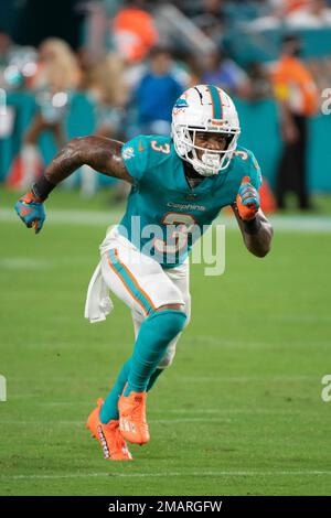 Miami Dolphins wide receiver Lynn Bowden Jr. (3) stands on the