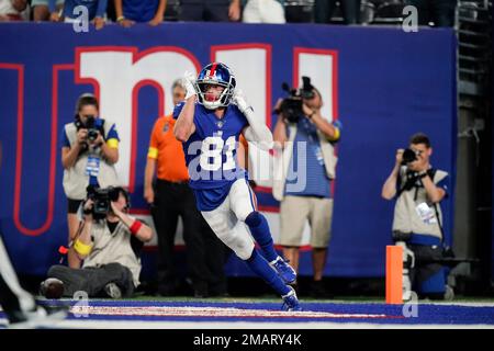 New York Giants wide receiver Alex Bachman (81) before a preseason NFL  football game against the Cincinnati Bengals Sunday, Aug. 21, 2022, in East  Rutherford, N.J. (AP Photo/John Munson Stock Photo - Alamy