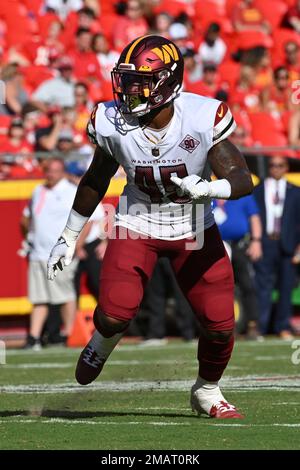 Washington Commanders tight end Curtis Hodges (80) arrives for a NFL  football practice at the team's training facility, Wednesday, July 26, 2023  in Ashburn, Va. (AP Photo/Alex Brandon Stock Photo - Alamy