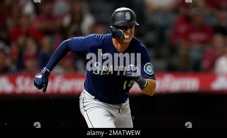 Seattle Mariners' Jake Lamb runs to first base during a baseball game  against the Los Angeles Angels Monday, Aug. 15, 2022, in Anaheim, Calif.  (AP Photo/Marcio Jose Sanchez Stock Photo - Alamy
