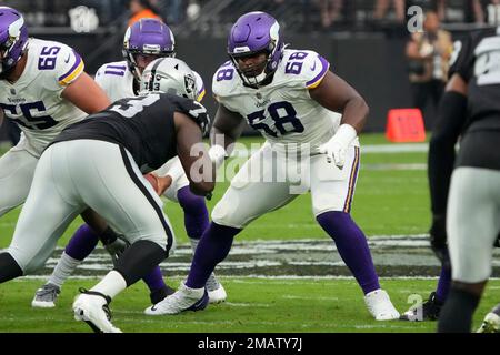 Vikings guard Kyle Hinton makes NFL debut at Green Bay – Twin Cities