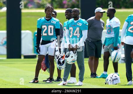 Dolphins: Breaking down Sheldrick Redwine's contract terms