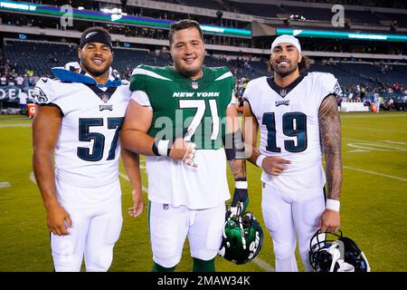 New York Jets guard Nate Herbig (71) walks off the field after an NFL  pre-season game against the Philadelphia Eagles, Friday, Aug. 12, 2022, in  Philadelphia. (AP Photo/Rich Schultz Stock Photo - Alamy