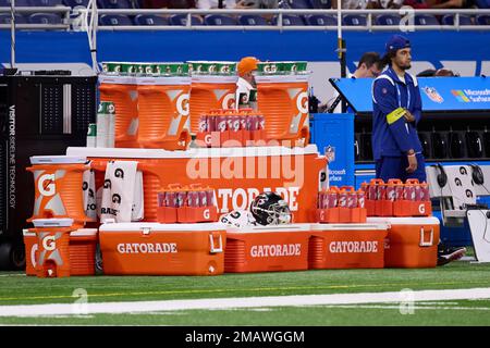 Gatorade coolers on the sideline during an NFL football game between the  Atlanta Falcons and Detroit Lions, Friday, Aug. 12, 2022, in Detroit. (AP  Photo/Rick Osentoski Stock Photo - Alamy