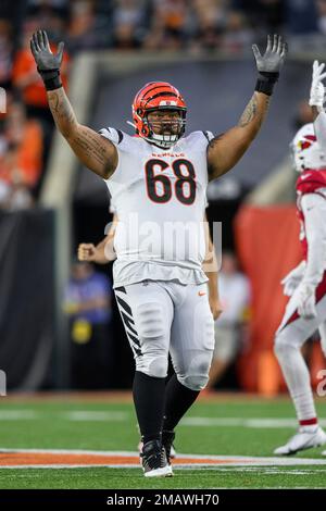 Cincinnati Bengals defensive tackle Josh Tupou (68) reacts during an NFL  football game against the Buffalo Bills, Monday, Jan. 2, 2023, in  Cincinnati. (AP Photo/Emilee Chinn Stock Photo - Alamy