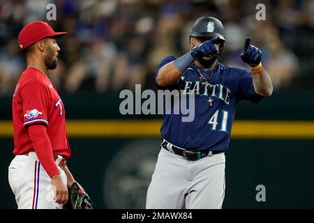 Seattle Mariners' Carlos Santana (41) bats against the Detroit