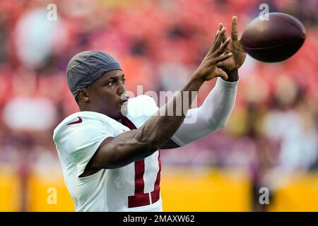 Washington Commanders wide receiver Terry McLaurin (17) in action during  the first half of an NFL football game against the Atlanta Falcons, Sunday,  Nov. 27, 2022, in Landover, Md. (AP Photo/Alex Brandon