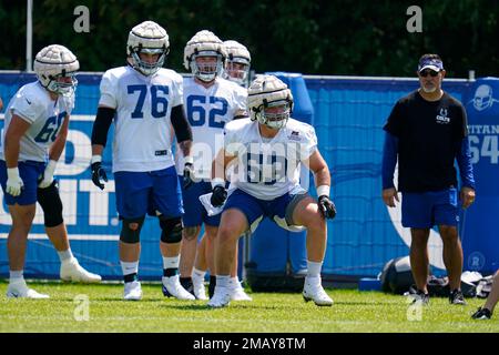 Indianapolis Colts center Wesley French (62) warms up on the field before  an NFL football game against the Detroit Lions, Saturday, Aug. 20, 2022, in  Indianapolis. (AP Photo/Zach Bolinger Stock Photo - Alamy