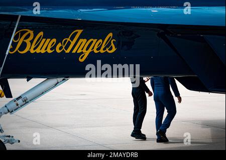 Madison native LCDR Griffin Stangel flies high with the Blue Angels -  Wisconsin Life