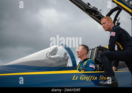 Madison native LCDR Griffin Stangel flies high with the Blue Angels -  Wisconsin Life