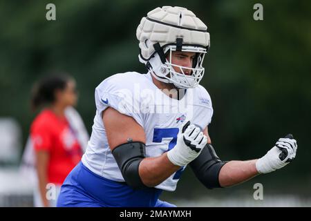 Buffalo Bills offensive lineman Tommy Doyle (72) during the NFL ...