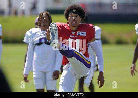 Minnesota Vikings quarterback Kellen Mond (11) participates in NFL training  camp Wednesday, July 28, 2021, in Eagan, Minn. (AP Photo/Bruce Kluckhohn  Stock Photo - Alamy