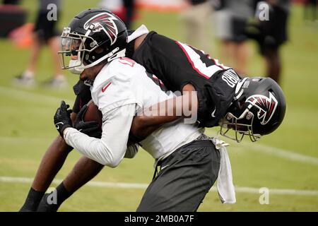 Atlanta Falcons cornerback Dee Alford (37) runs during an NFL football game  against the Washington Commanders, Sunday, November 27, 2022 in Landover.  (AP Photo/Daniel Kucin Jr Stock Photo - Alamy