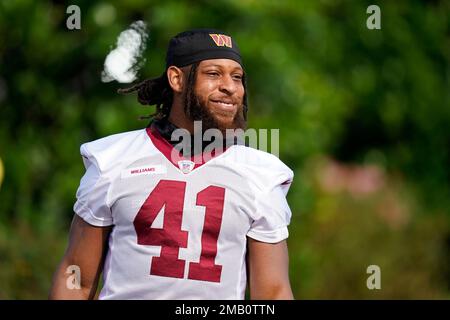 Washington Commanders running back Jonathan Williams (41) runs during an  NFL football game against the Carolina Panthers, Saturday, Aug. 13, 2022 in  Landover. (AP Photo/Daniel Kucin Jr Stock Photo - Alamy