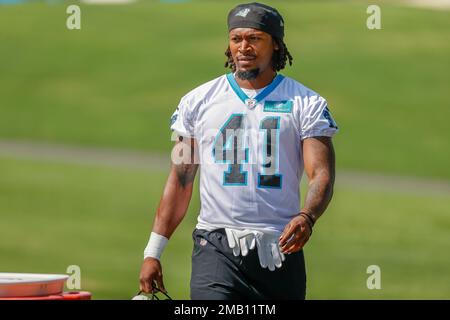 Carolina Panthers defensive tackle Derrick Brown arrives at the NFL  football team's training camp at Wofford College in Spartanburg, S.C.,  Tuesday, July 26, 2022. (AP Photo/Nell Redmond Stock Photo - Alamy