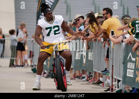 Green Bay Packers tackle Caleb Jones (72) blocks during an NFL preseason  football game against the San Francisco 49ers, Friday, Aug. 12, 2022, in  Santa Clara, Calif. (AP Photo/Scot Tucker Stock Photo - Alamy