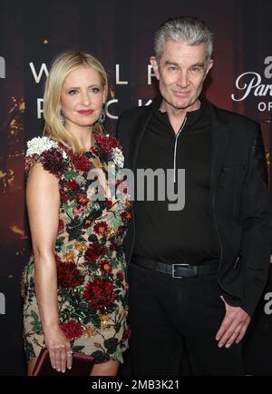 19 January 2023 -Los Angeles, California - Sarah Michelle Gellar, James Marsters. Los Angeles Premiere Of Paramount+'s ''Wolf Pack'' held at Harmony Gold in Los Angeles. (Credit Image: © Fs/AdMedia via ZUMA Press Wire) EDITORIAL USAGE ONLY! Not for Commercial USAGE! Stock Photo