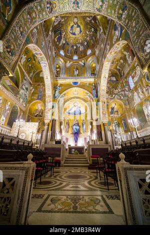 Painted ceilings and arches of the Palatine Chapel, Capella Palatina, inside Norman Palace, Palazzo dei Normanni, also called Royal Palace of Palermo. Stock Photo