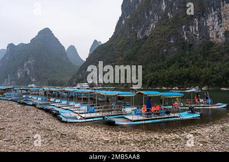 Guangxi guilin Yang dam pier Stock Photo