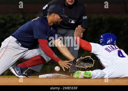 Chicago Cubs' Yan Gomes bats during a baseball game against the St. Louis  Cardinals Sunday, June 26, 2022, in St. Louis. (AP Photo/Jeff Roberson  Stock Photo - Alamy