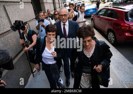 Isabel Maxwell (left), Kevin Maxwell (center) and Christine Maxwell