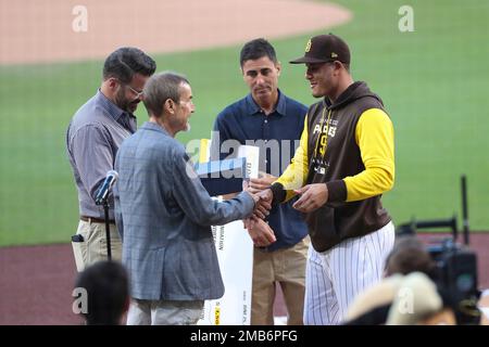 Manny Machado Brings Chess (and Hits) to the Padres - The New York