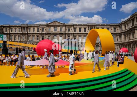 Models wear creations as part of the Louis Vuitton men's Spring Summer 2023  collection presented in Paris, France, Thursday, June 23, 2022. (AP  Photo/Francois Mori Stock Photo - Alamy