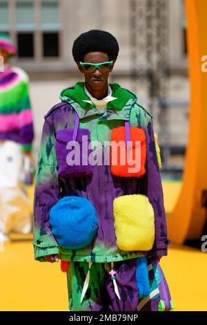 Models wear creations as part of the Louis Vuitton men's Spring Summer 2023  collection presented in Paris, France, Thursday, June 23, 2022. (AP  Photo/Francois Mori Stock Photo - Alamy
