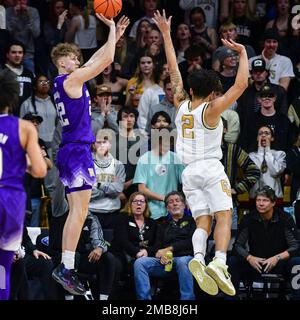 Boulder, CO, USA. 19th Jan, 2023. Washington Huskies guard Cole Bajema (22) shoots a three over Colorado Buffaloes guard KJ Simpson (2) in the men's basketball game between Colorado and Washington in Boulder, CO. Derek Regensburger/CSM/Alamy Live News Stock Photo