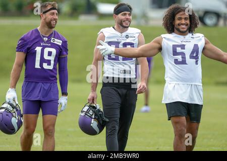 Vikings WR Adam Thielen Reacts to Eric Kendricks' Release