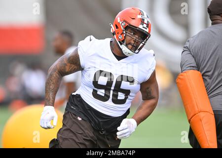 Cleveland Browns defensive tackle Jordan Elliott (90) reacts after making a  defensive stop during an NFL football game, Sunday, Nov. 22, 2020, in  Cleveland. (AP Photo/Kirk Irwin Stock Photo - Alamy