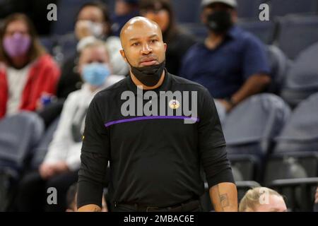 Los Angeles Sparks fire coach and GM Derek Fisher