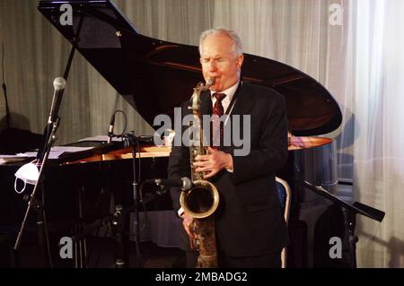 Scott Hamilton, Scott Hamiltpn Quartet, Watermill Jazz Club, Dorking, Surrey, 2022. Stock Photo